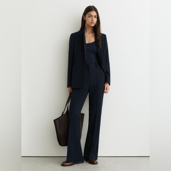 NWT REISS Gabi Flared Suit Trousers in Navy - Picture 6 of 12